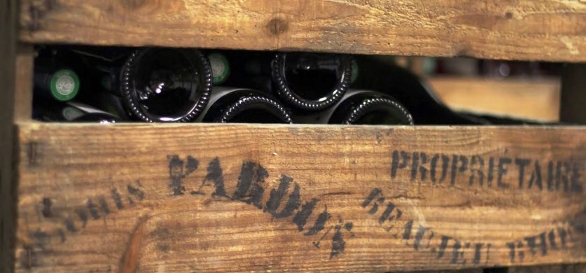 Caisse de vins en bois